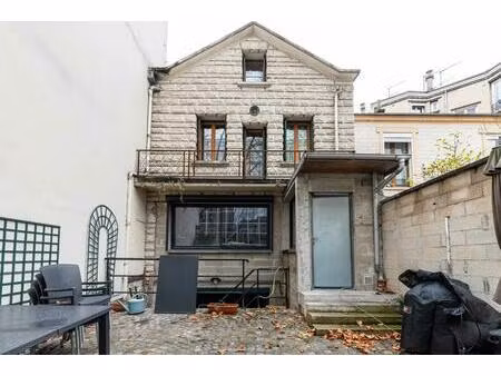 maison de 5 pièces de 156 m² à saint-ouen-sur-seine