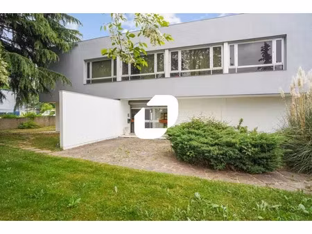 local d'activités à louer  idéal stockage