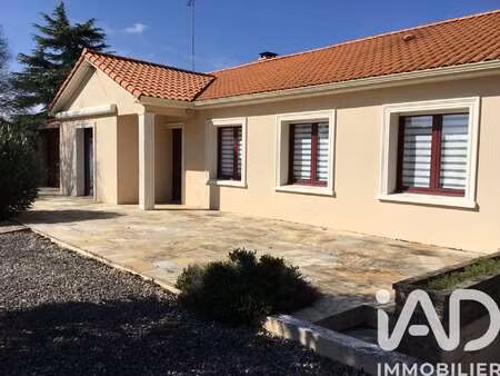 vente maison à montrevault-sur-evre (49110) : à vendre / 131m² montrevault-sur-evre