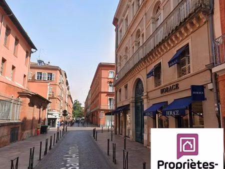 bureaux de prestige 184 m² - rue saint-antoine du t (hyper-centre)
