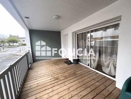 location appartement 3 pièces à challans (85300) : à louer 3 pièces / 66m² challans