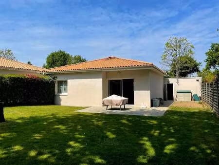 location maison à saint-andré-de-la-marche (49450) : à louer / 73m² saint-andré-de-la-marc