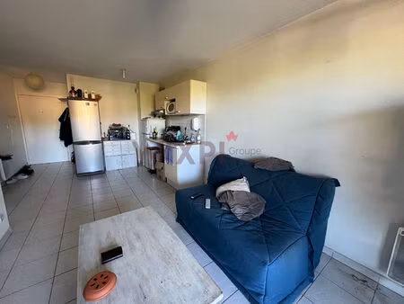 t2 le luc de 40 m² avec balcon  parkings et piscine