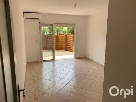 location : appartement f2 (44 m²) à saint raphael