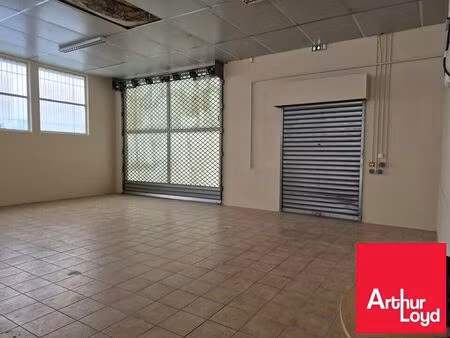 location commerce 300 m² à bayonne (64100)