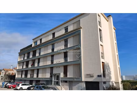 vente appartement 3 pièces 68.15 m² à arles (13200)  135 000 €