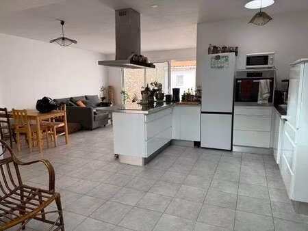 vente maison viager aux sables-d'olonne (85100) : à vendre viager / 82m² les sables-d'olon
