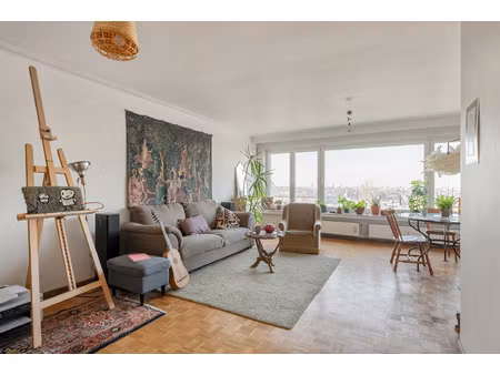 appartement te koop in berchem met 3 slaapkamers