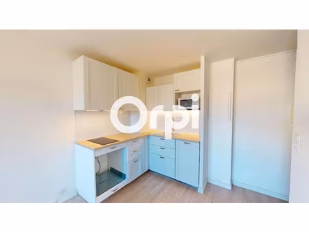 vente appartement 2 pièces 25 m² à carqueiranne (83320)  187 000 €