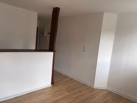 location appartement 2 pièces 31 m² à belfort (90000)  490 €
