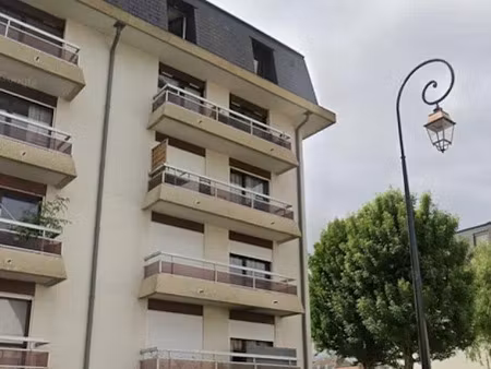 location meublée appartement 2 pièces 45 m² à margny-lès-compiègne (60280)  800 €