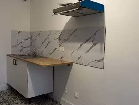 location appartement 3 pièces 50 m² à montmorillon (86500)  510 €