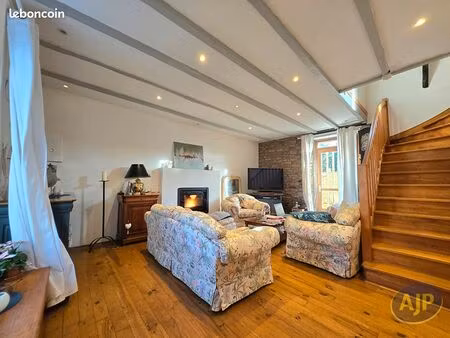 maison 6 pièces 111 m²