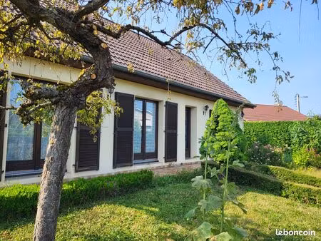 maison - 5 pièces - 81 m2