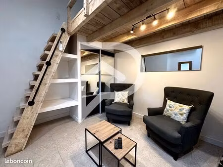 studio 1 pièce 25 m²