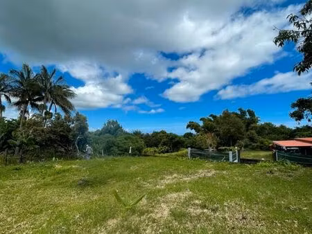 vend terrain clos 572m2 constructible