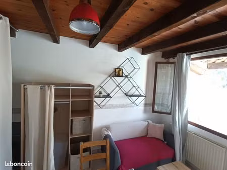 studio meublé au calme