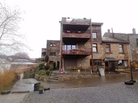 bel appartement 2 ch + mezzanine