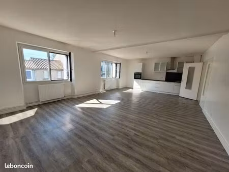 à louer : appartement 2 chambres – 70 m² – bressuire