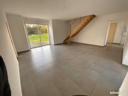 maison mitoyenne - chauffage inclus - poche commoités