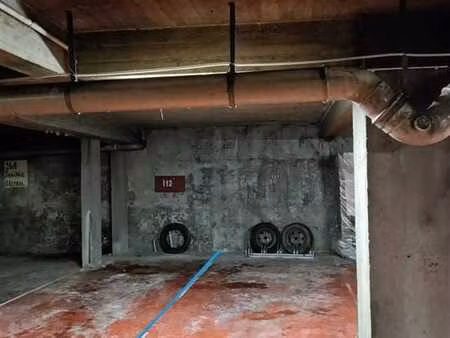 parking/boxe de garage
