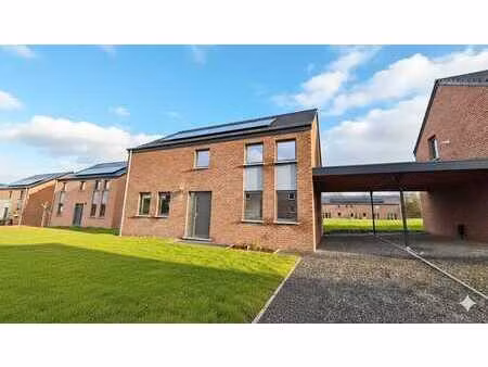 maison neuve peb a à petit-han