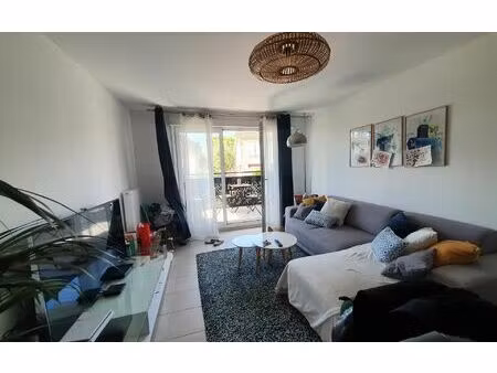 location appartement  61.13 m² t-3 à eaubonne  1 130 €