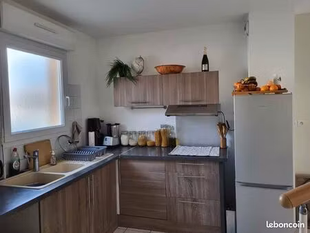 t2 en villa mitoyenne