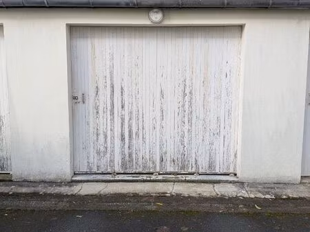 garage à louer rue de pressensé