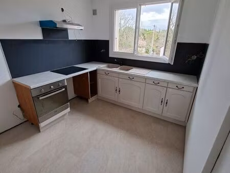 loue maison individuelle proche centre village