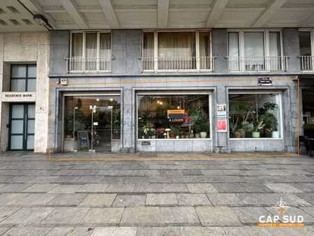 ixelles / flagey – superbe surface commerciale de 140 m²