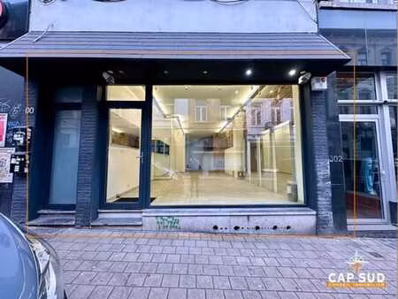 ixelles / flagey – superbe commerce rénové 60 m²