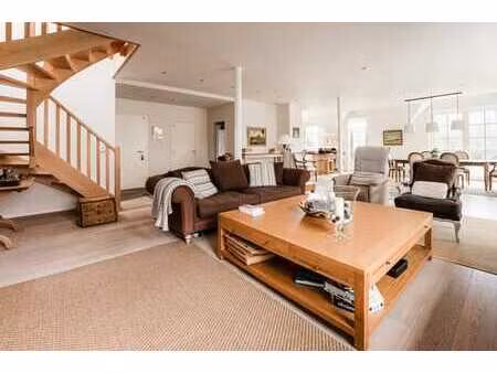 prox. papeteries : 4ch  3sdb  terrasse sud + jardin commun