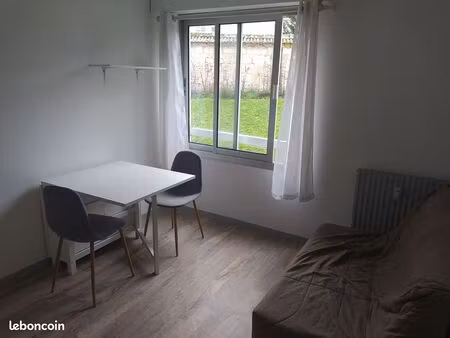 location studio meublé vernon