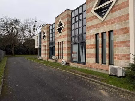 local commercial à louer