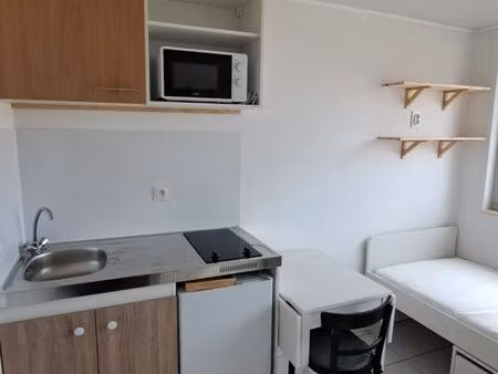 a louer studio meublé