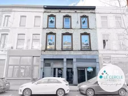 immeuble de 2 appartements + rez commercial