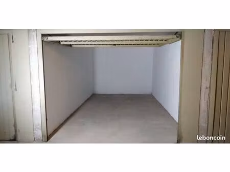 garage 15m2 centre st aygulf