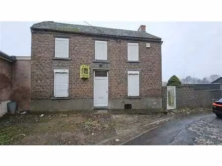 sous option - plus de visite - maison à rénover + jardin et