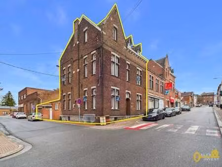 maison de maître de 390m2 avec terrasse et garage