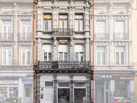 immeuble (commerce + 3 studios) - revenu locatif 3370€/mois!