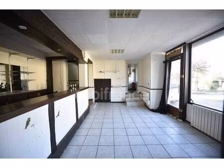 local d'activités à vendre