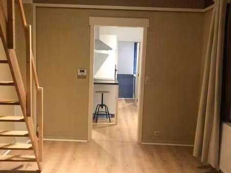 studio pour personne seule à louer (charges comprises)