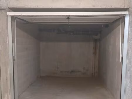 vends garage / box