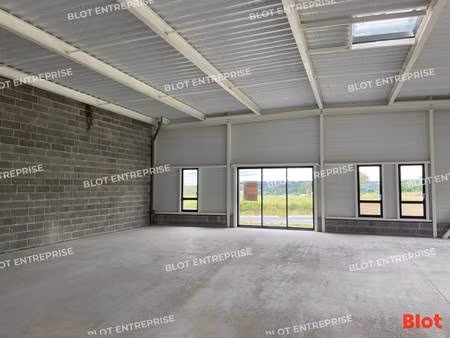 local commercial à louer