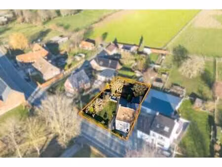 maison à rénover avec terrain attenant à schorisse!