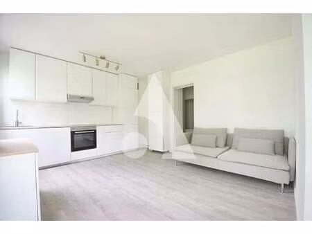 sixième avenue chantilly