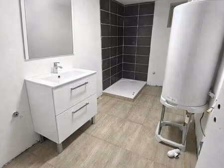 t4 a louer de 75 m² entièrement rénové