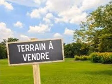 terrain constructible viabilisé à vendre
