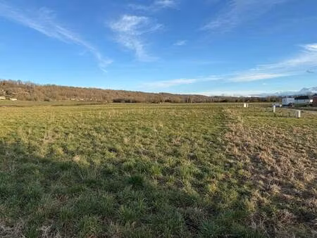 terrain constructible viabilisé à vendre
